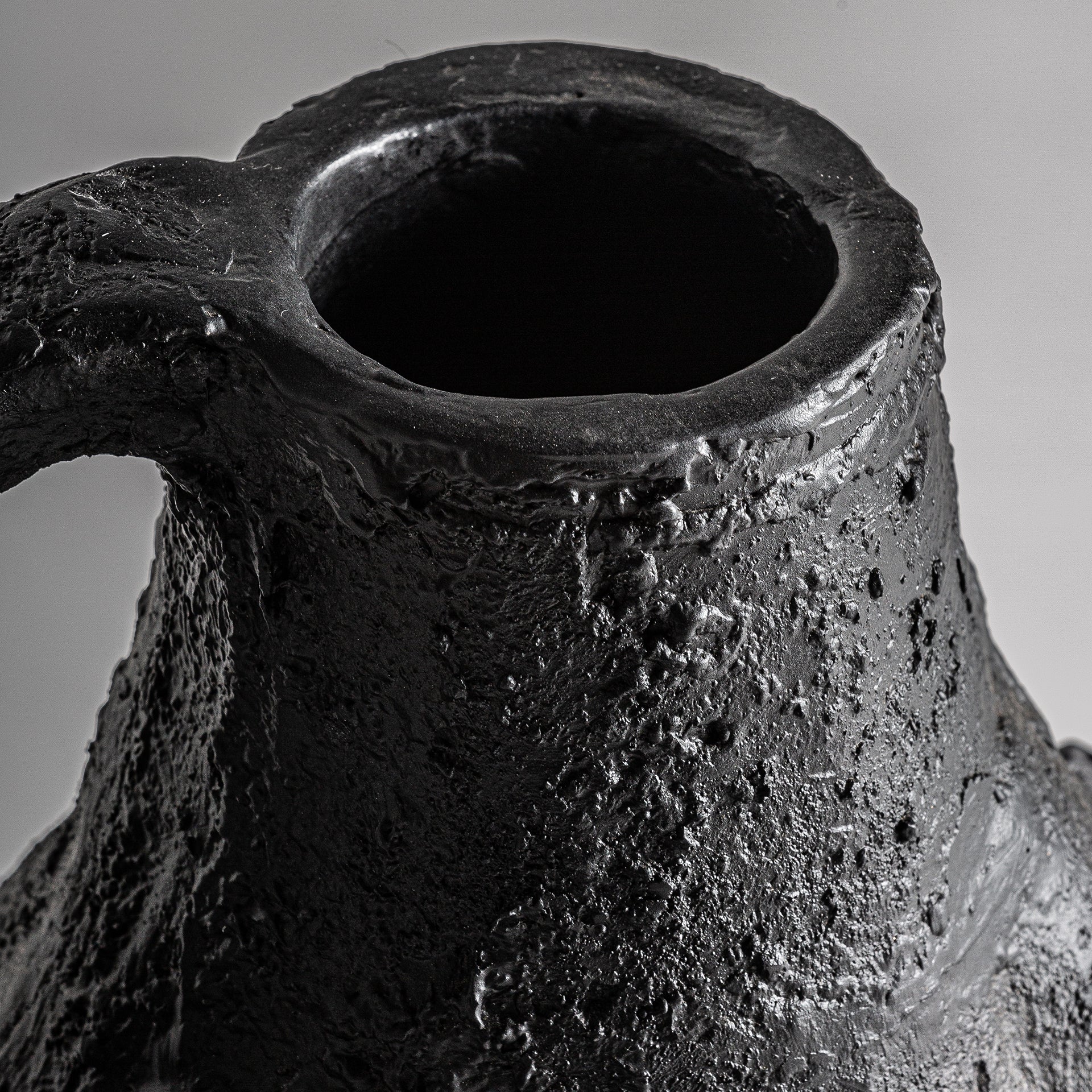 RILEY VASE